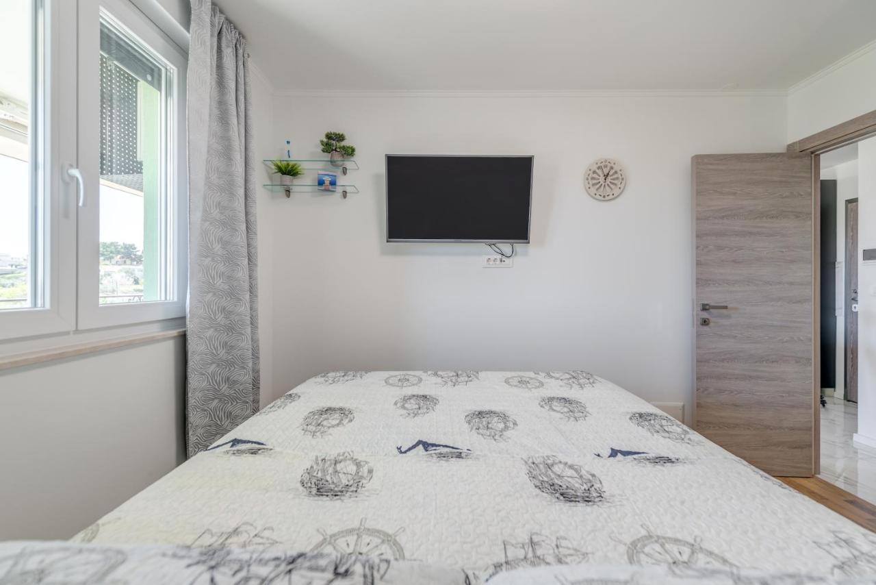 Ferienwohnung Searenity Split Exterior foto